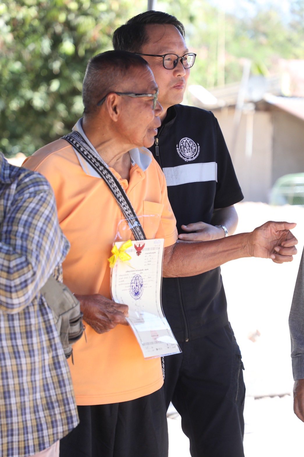 title - “ส.ป.ก. ไม่ทิ้งใครไว้ข้างหลัง” เลขาฯ สั่งลุย ศูนย์เคลื่อนที่ เร่งช่วยเกษตรกรในเขตปฏิรูปที่ดินในพื้นที่เสี่ยงภัย